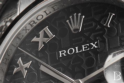 engraved rehaut rolex|Rolex engraved rehaut.